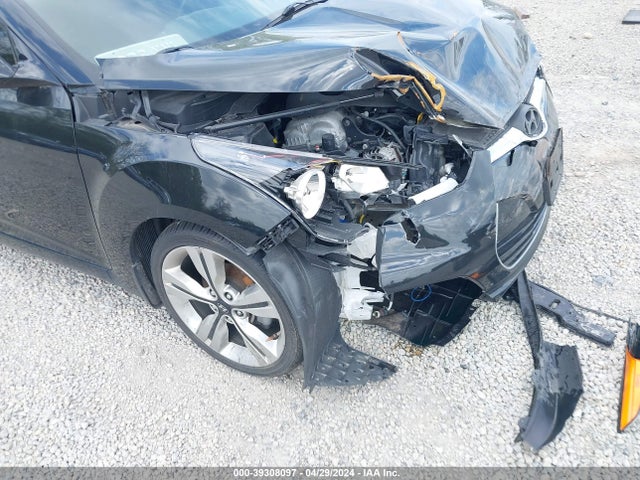 Hyundai Veloster Value Edition 2017 KMHTC6AD0HU319925 Image 13
