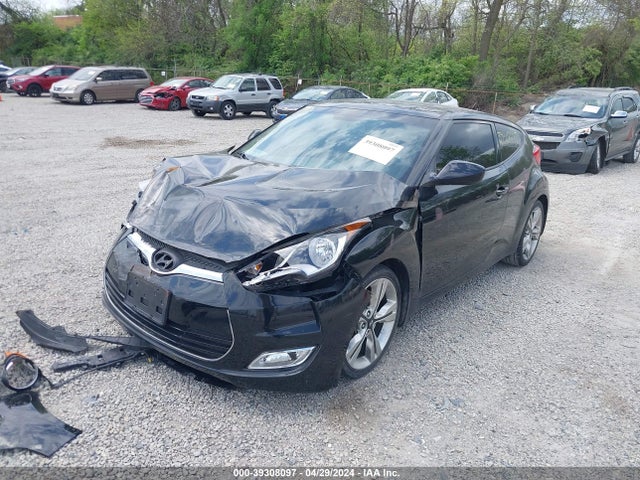 Hyundai Veloster Value Edition 2017 KMHTC6AD0HU319925 Image 2