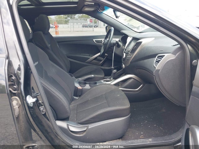 Hyundai Veloster Value Edition 2017 KMHTC6AD0HU319925 Image 5