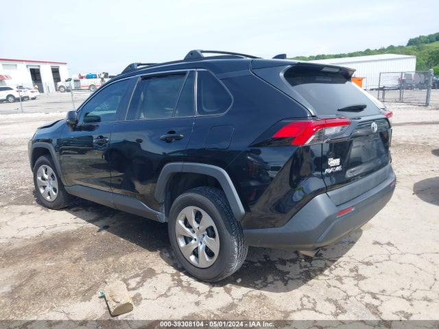Toyota RAV4 LE 2019 2T3H1RFV9KW004229 Image 3