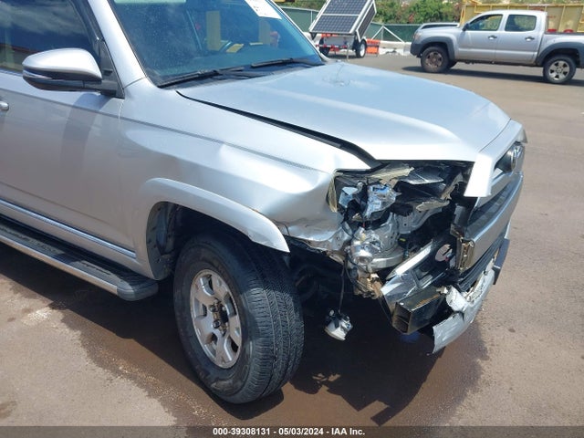 Toyota 4runner Limited 2015 JTEZU5JR2F5101070 Image 18