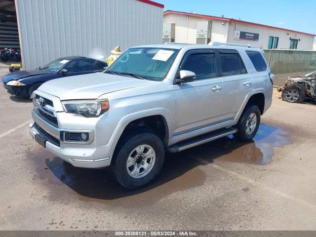 Toyota 4runner Limited 2015 JTEZU5JR2F5101070 Image 2