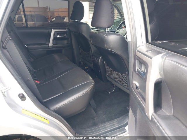 Toyota 4runner Limited 2015 JTEZU5JR2F5101070 Image 8