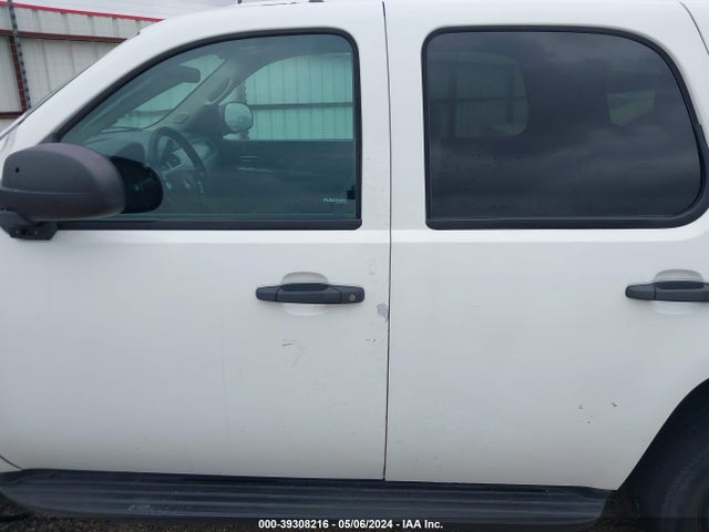 Chevrolet Tahoe Commercial Fleet 2014 1GNLC2E09ER192280 Image 14