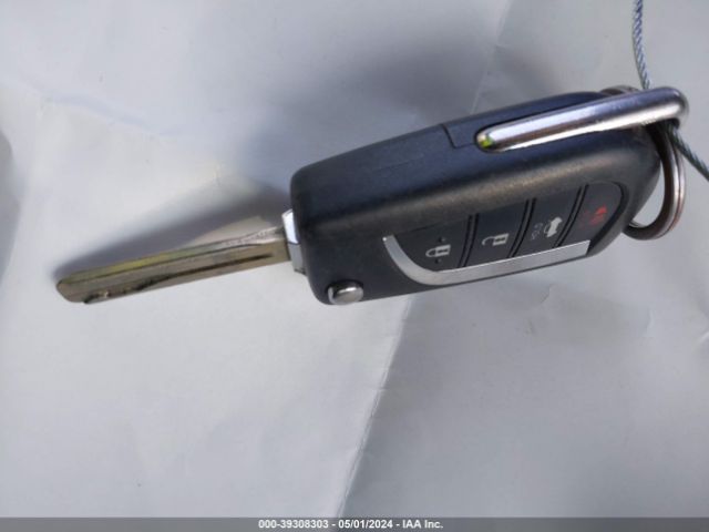 4T1B11HK2JU119191 Toyota CAMRY LE