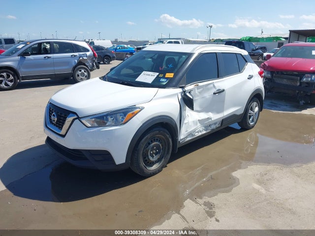 Nissan KICKS S 2018 3N1CP5CU8JL526484 Image 2