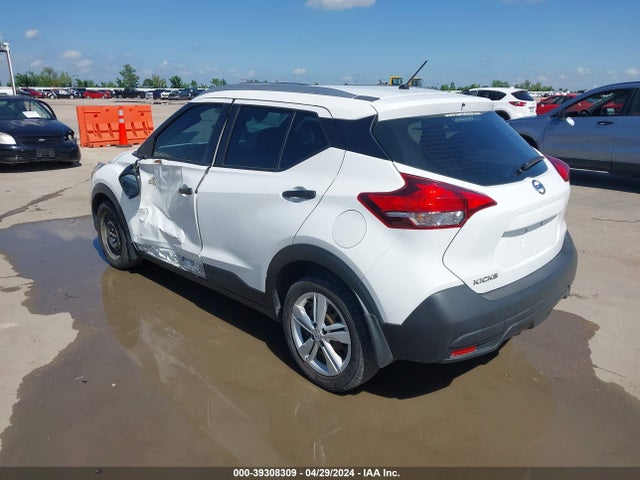 Nissan KICKS S 2018 3N1CP5CU8JL526484 Image 3