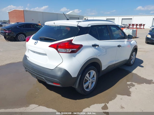 Nissan KICKS S 2018 3N1CP5CU8JL526484 Image 4