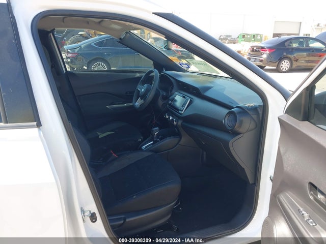 Nissan KICKS S 2018 3N1CP5CU8JL526484 Image 5
