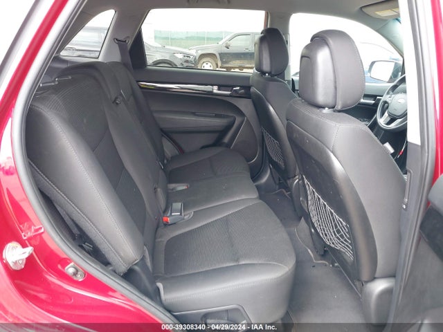 KIA Sorento Lx V6 2015 5XYKT4A75FG643319 Image 8