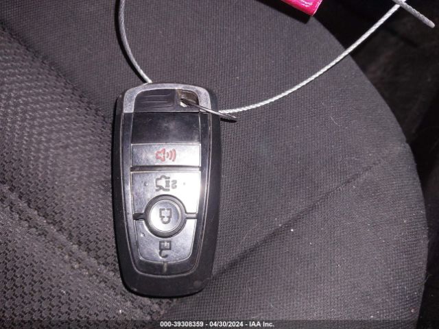 3FA6P0T92KR217364 Ford FUSION SE