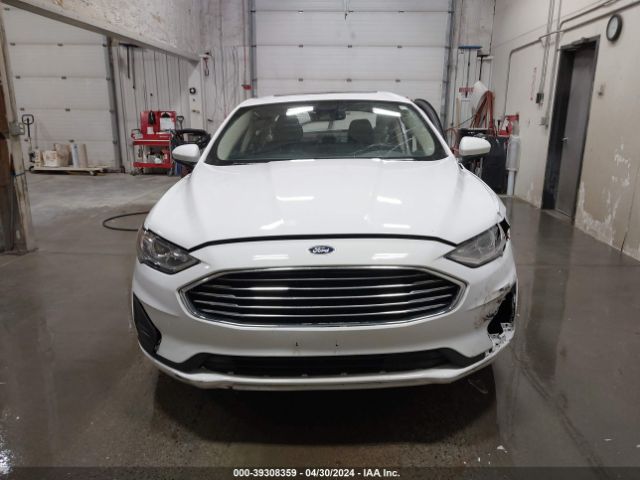 3FA6P0T92KR217364 Ford FUSION SE