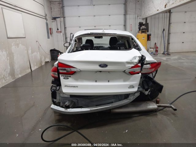 3FA6P0T92KR217364 Ford FUSION SE
