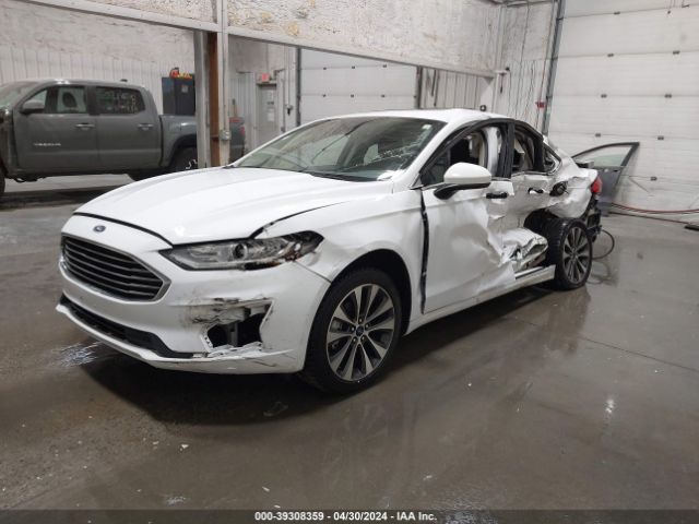 3FA6P0T92KR217364 Ford FUSION SE