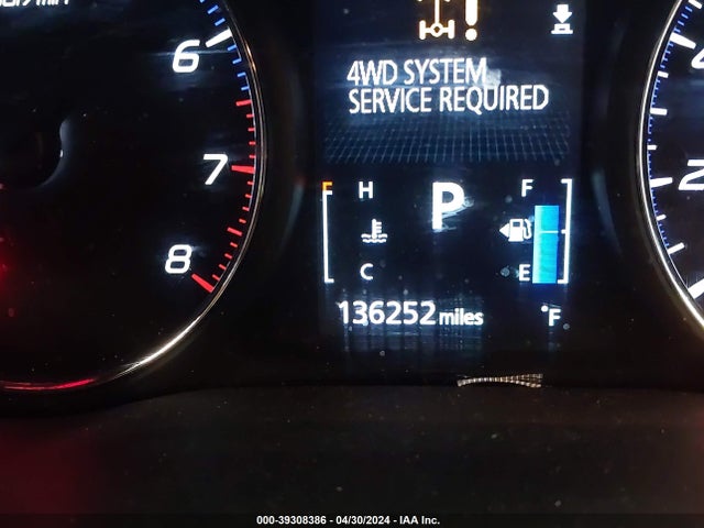 JA4AZ3A38HZ046245 Mitsubishi Outlander Se