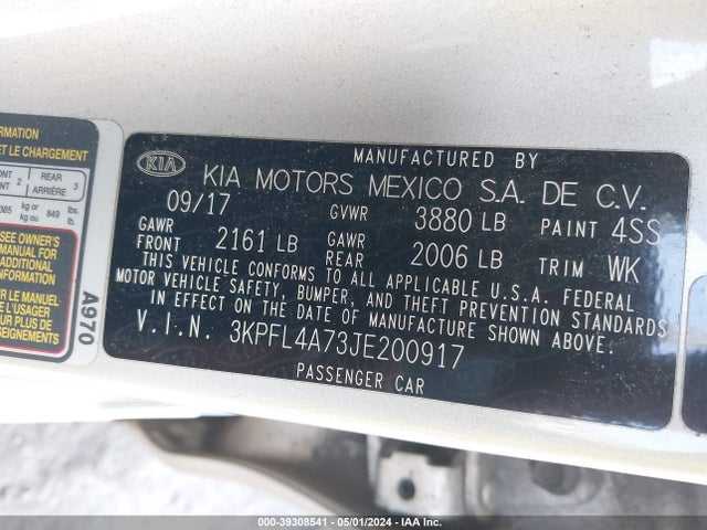 KIA FORTE LX 2018 3KPFL4A73JE200917 Image 9