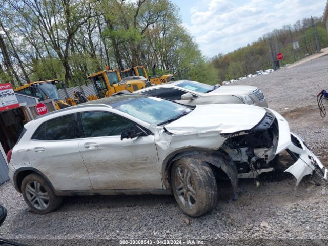 WDCTG4GB2LU024914 Mercedes-Benz Gla 250 4matic