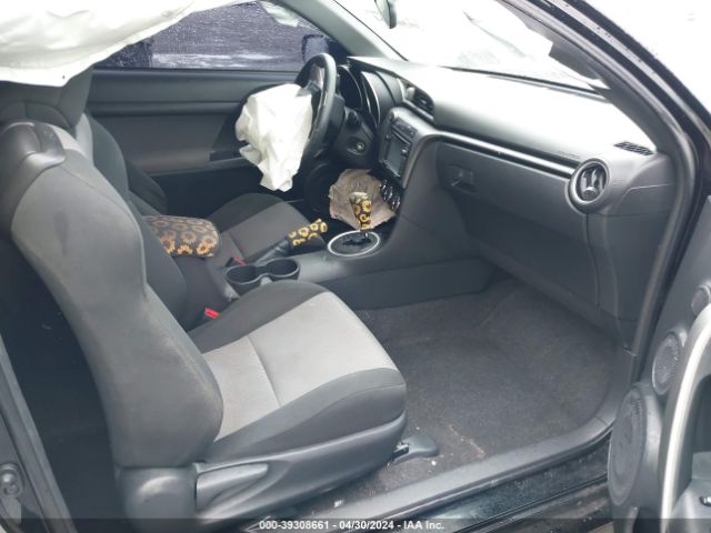 JTKJF5C73FJ005228 Scion TC