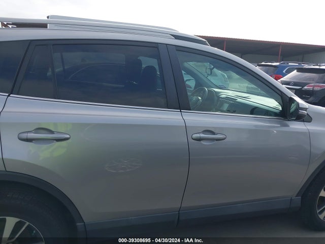 Toyota Rav4 Xle 2018 2T3WFREV6JW411773 Image 13