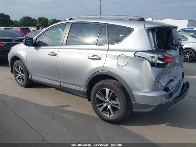 Toyota Rav4 Xle 2018 2T3WFREV6JW411773 Image 3