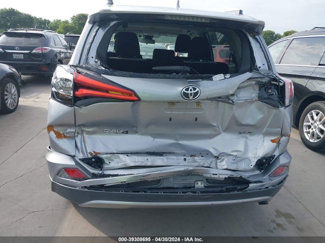 Toyota Rav4 Xle 2018 2T3WFREV6JW411773 Image 6