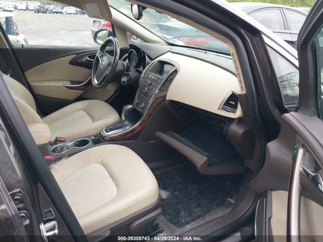 1G4PR5SK1E4112818 Buick Verano Convenience Group