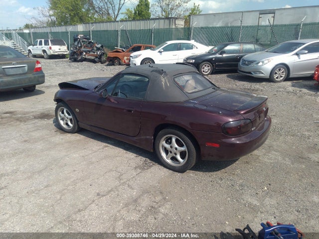 39308746 :رقم المزاد ، JM1NB353XY0146146 vin ، 2000 Mazda Mx-5 Miata Ls/special Edition مزاد بيع