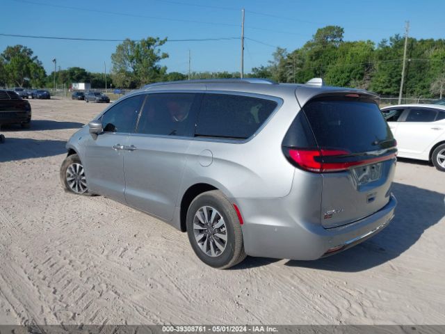2021 CHRYSLER PACIFICA HYBRID 2C4RC1L76MR586132 Photo 2