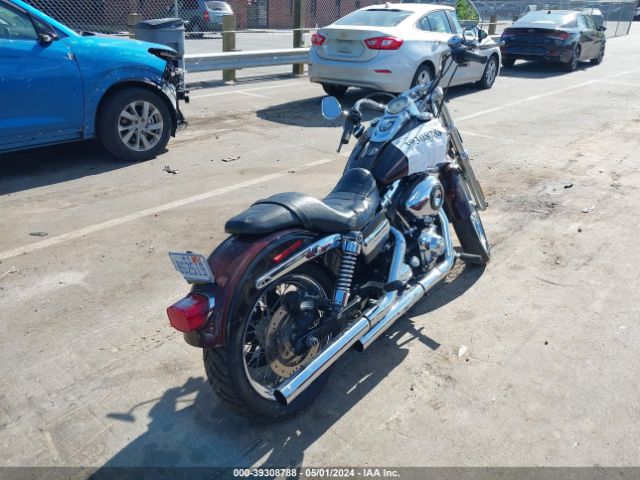 2011 HARLEY-DAVIDSON FXDC 1HD1GV41XBC303352 Photo 3