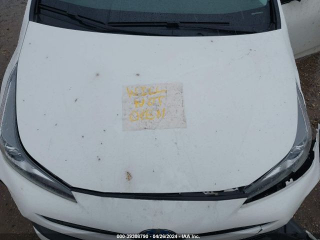 JTDKARFU9L3110259 Toyota Prius Le