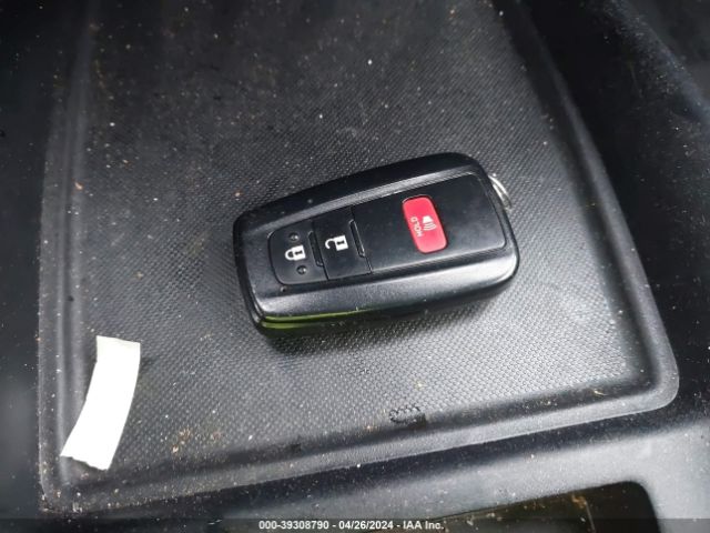 JTDKARFU9L3110259 Toyota Prius Le