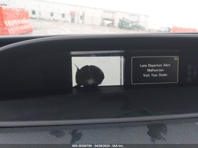 JTDKARFU9L3110259 Toyota Prius Le