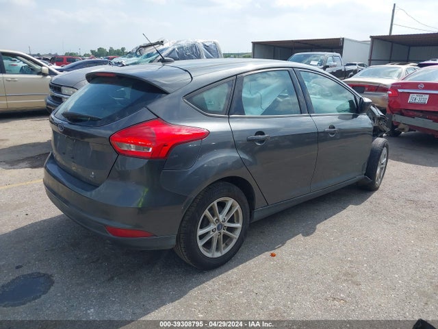 Ford FOCUS SE 2018 1FADP3K21JL295029 Image 4