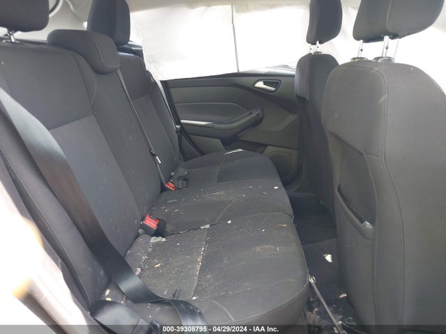 Ford FOCUS SE 2018 1FADP3K21JL295029 Image 8