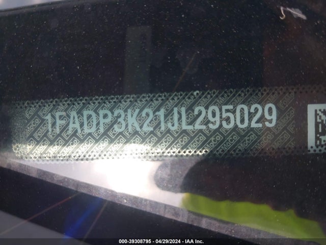 Ford FOCUS SE 2018 1FADP3K21JL295029 Image 9
