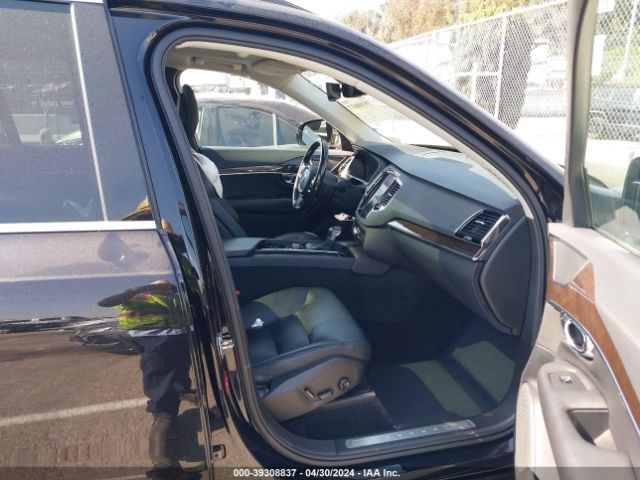 YV4A22PKXG1045580 Volvo Xc90 T6 Momentum