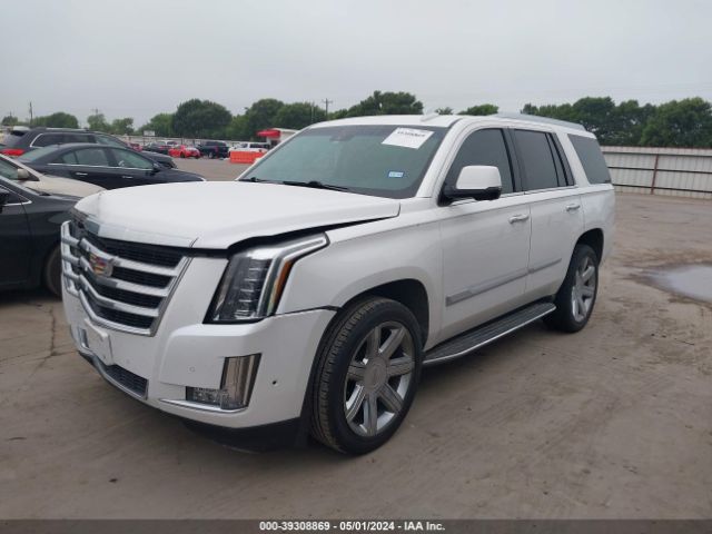 1GYS3BKJ8JR217594 Cadillac Escalade Luxury