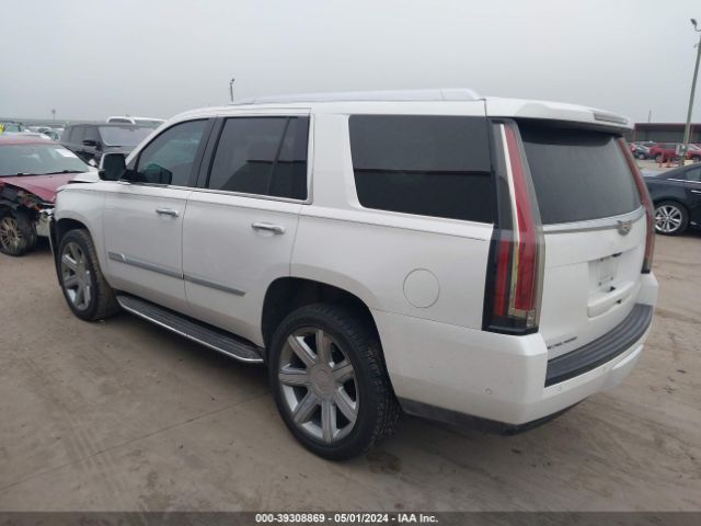 1GYS3BKJ8JR217594 Cadillac Escalade Luxury