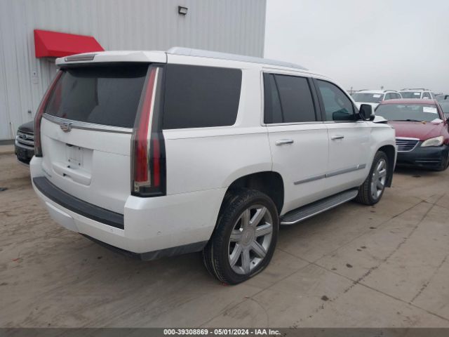 1GYS3BKJ8JR217594 Cadillac Escalade Luxury