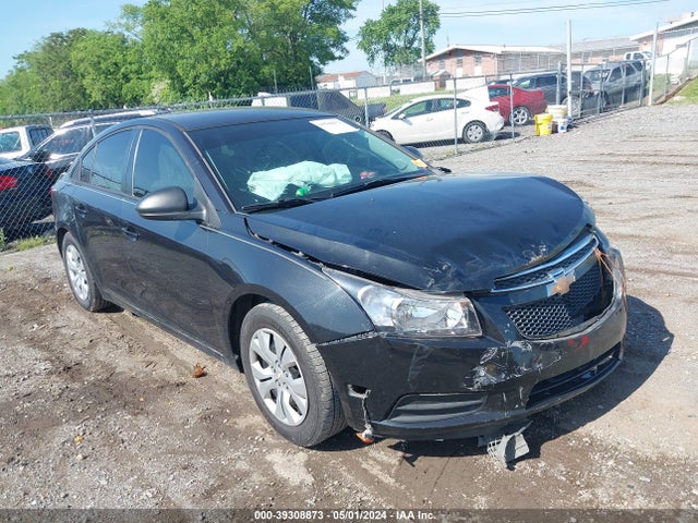 2014 1G1PA5SH4E7224889 main image