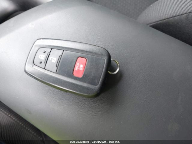 NMTKHMBX1JR026428 Toyota C-hr Xle Premium