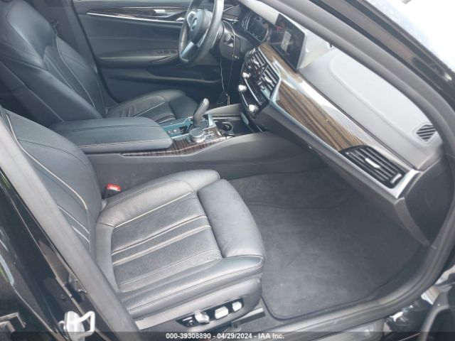 WBAJE5C56JWA96905 BMW 540I