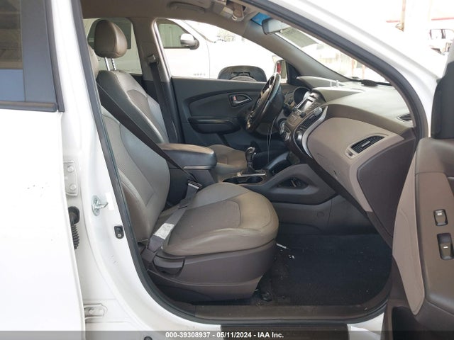 Hyundai TUCSON SE 2015 KM8JU3AG6FU043924 Image 5