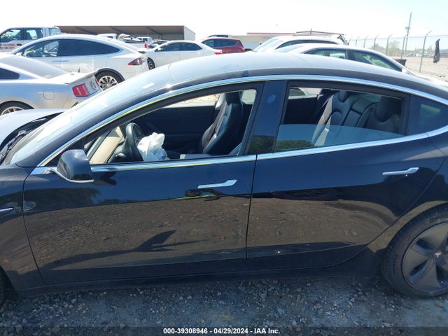 Tesla Model 3 Long Range/mid Range/standard Range/standard Range Plus 2019 5YJ3E1EAXKF398277 Image 14