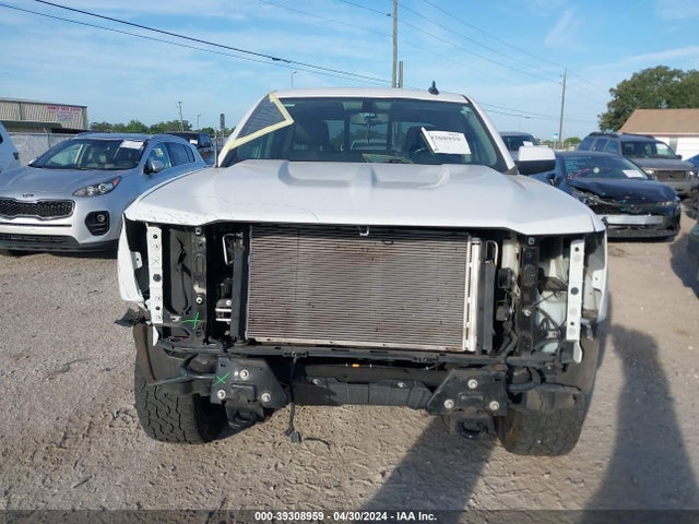 Chevrolet Silverado 1500 2lt 2018 3GCUKREC3JG210270 Image 12