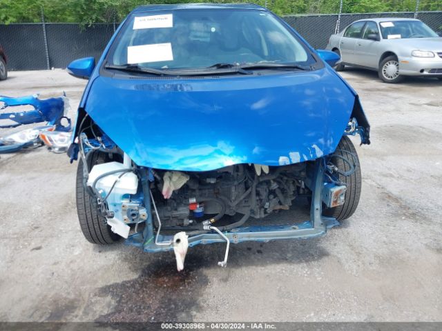 JTDKDTB33F1576657 Toyota Prius C One