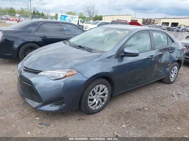 Toyota COROLLA LE 2017 2T1BURHE9HC854410 Image 2