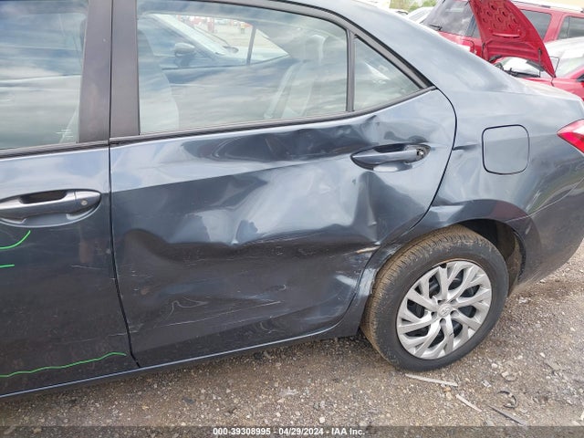Toyota COROLLA LE 2017 2T1BURHE9HC854410 Image 6