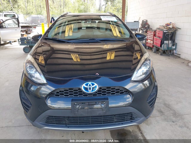 Toyota Prius C One 2018 JTDKDTB38J1617311 Image 12