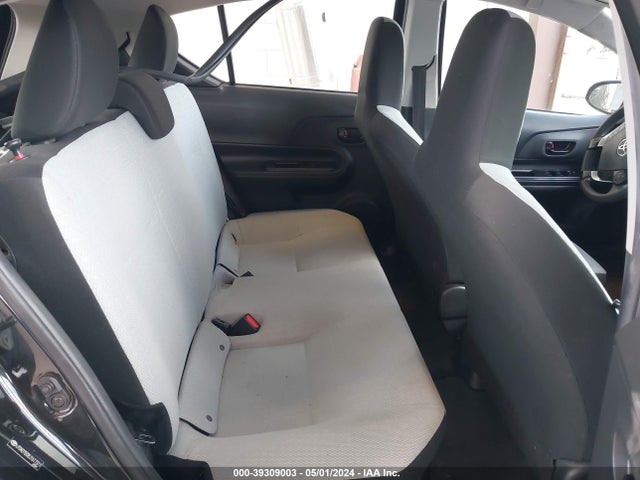 Toyota Prius C One 2018 JTDKDTB38J1617311 Image 8